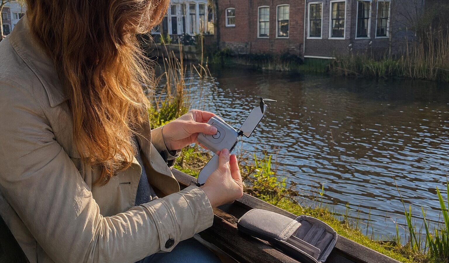 HoverAir VERSA: camera met klikvleugels